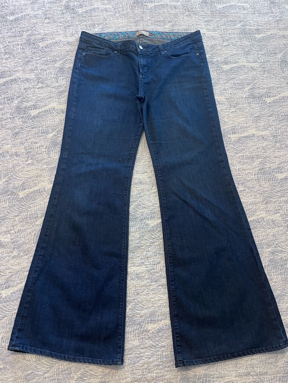 PAIGE Premium Denim Robertson Flare Jeans Dark Wash Size 34 x 33